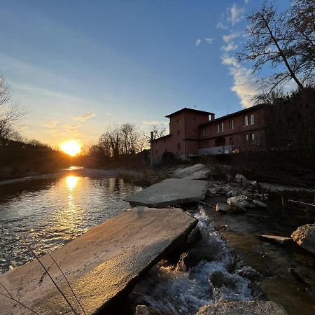 Mulino Dell'Abbazia Country Resort Corno di Rosazzo Exterior photo